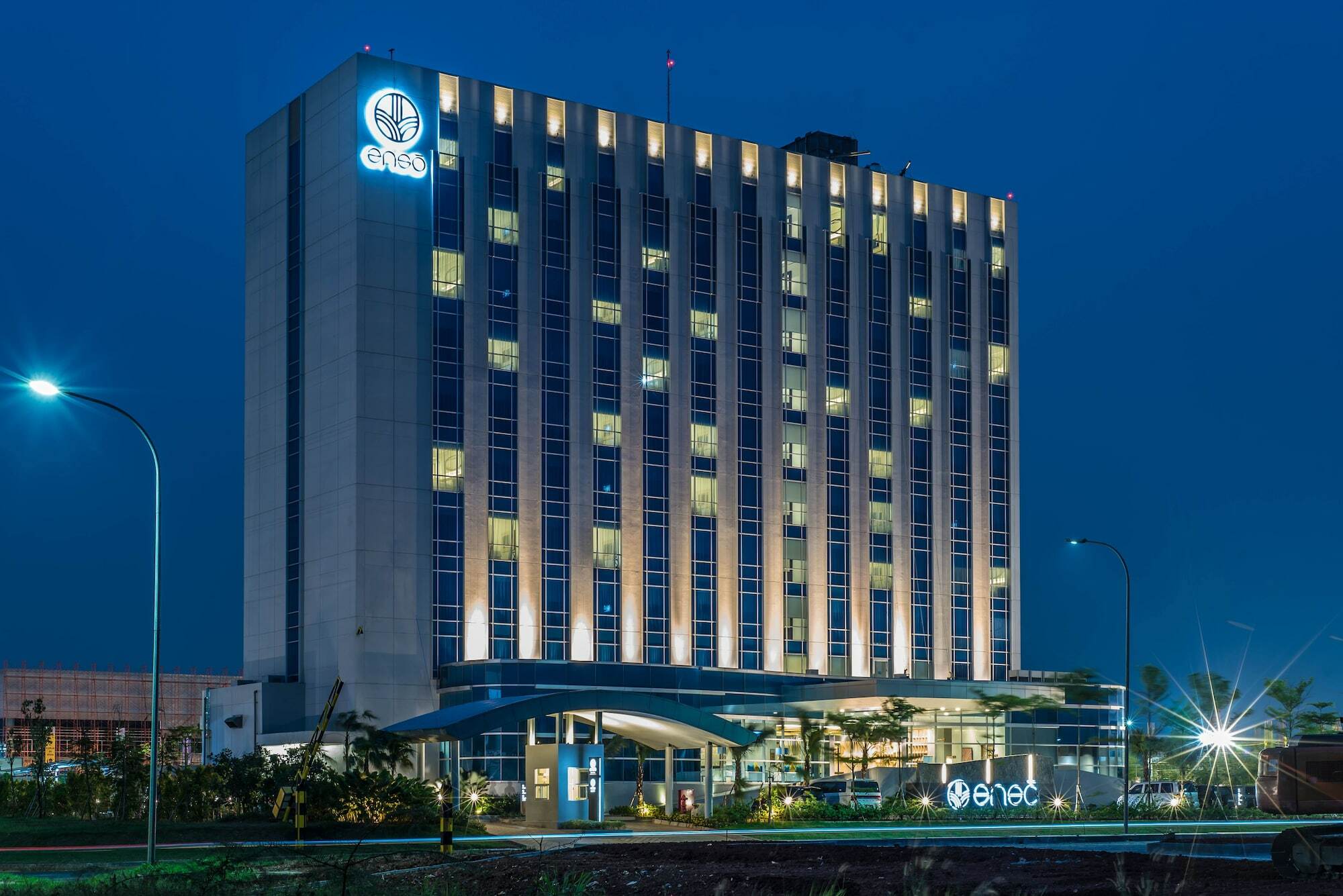 Enso Hotel Cikarang Exteriör bild